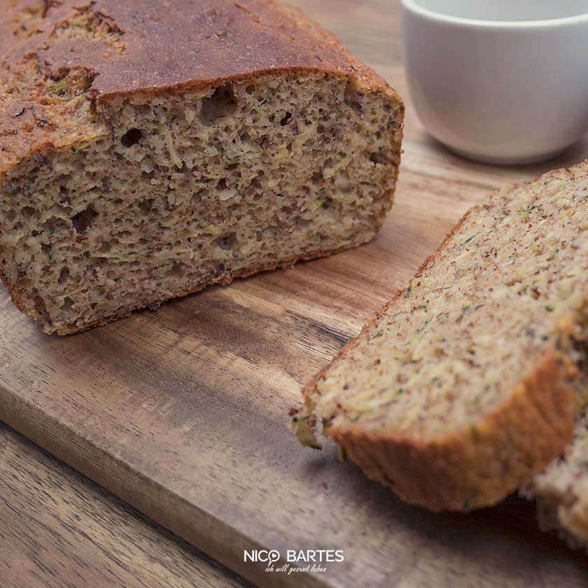 Schnelles Low Carb Fitness-Brot mit Zucchini