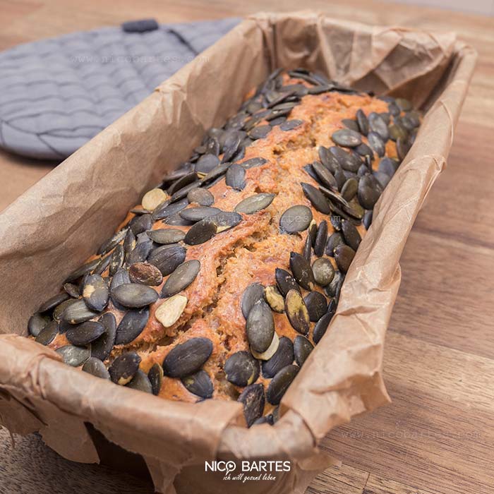 Italienisches Low-Carb Brot mit Tomaten