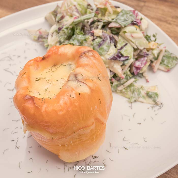 Gef&uuml;llte Paprika: Vegetarisches Rezept