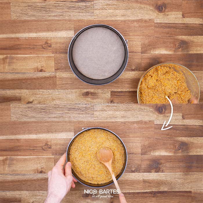 Backform mit Kürbiskuchen